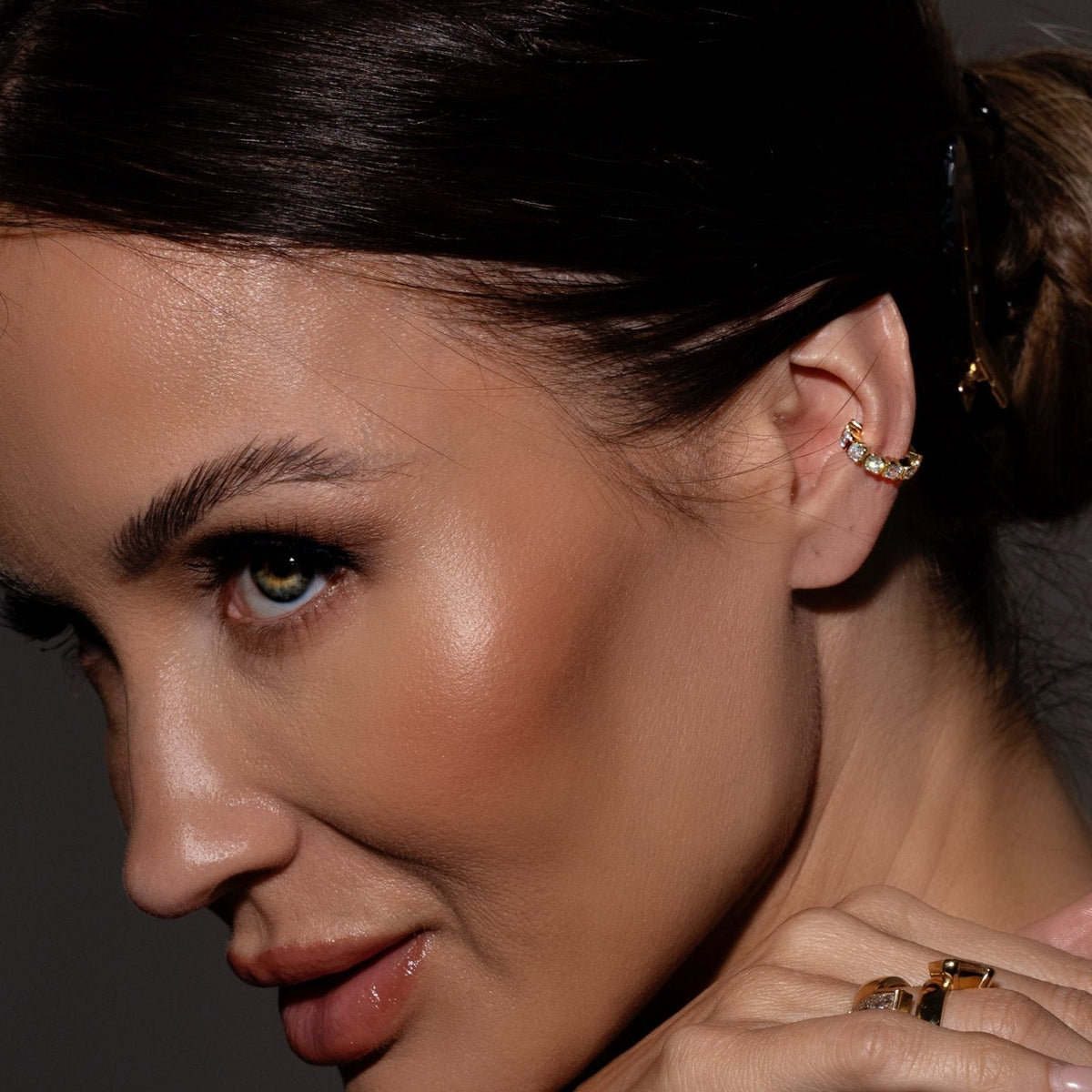 Model wearing the Muse Cascade cuff with cushion-cut lab diamonds.