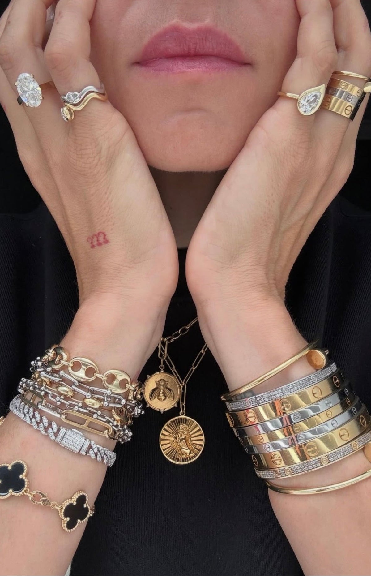 Influencer, Gionna, stacking her pinky rings